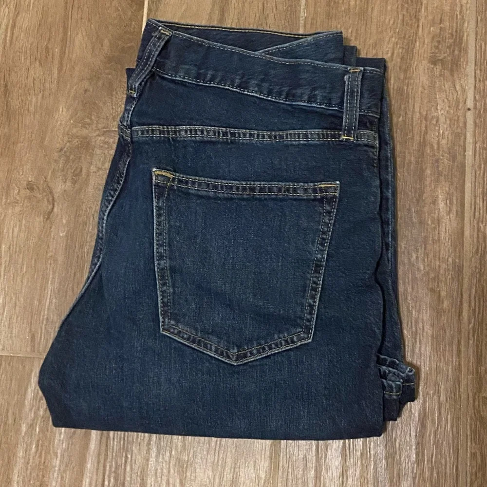 Men’s Straight Built in Flex Jeans - Picture 4 of 13